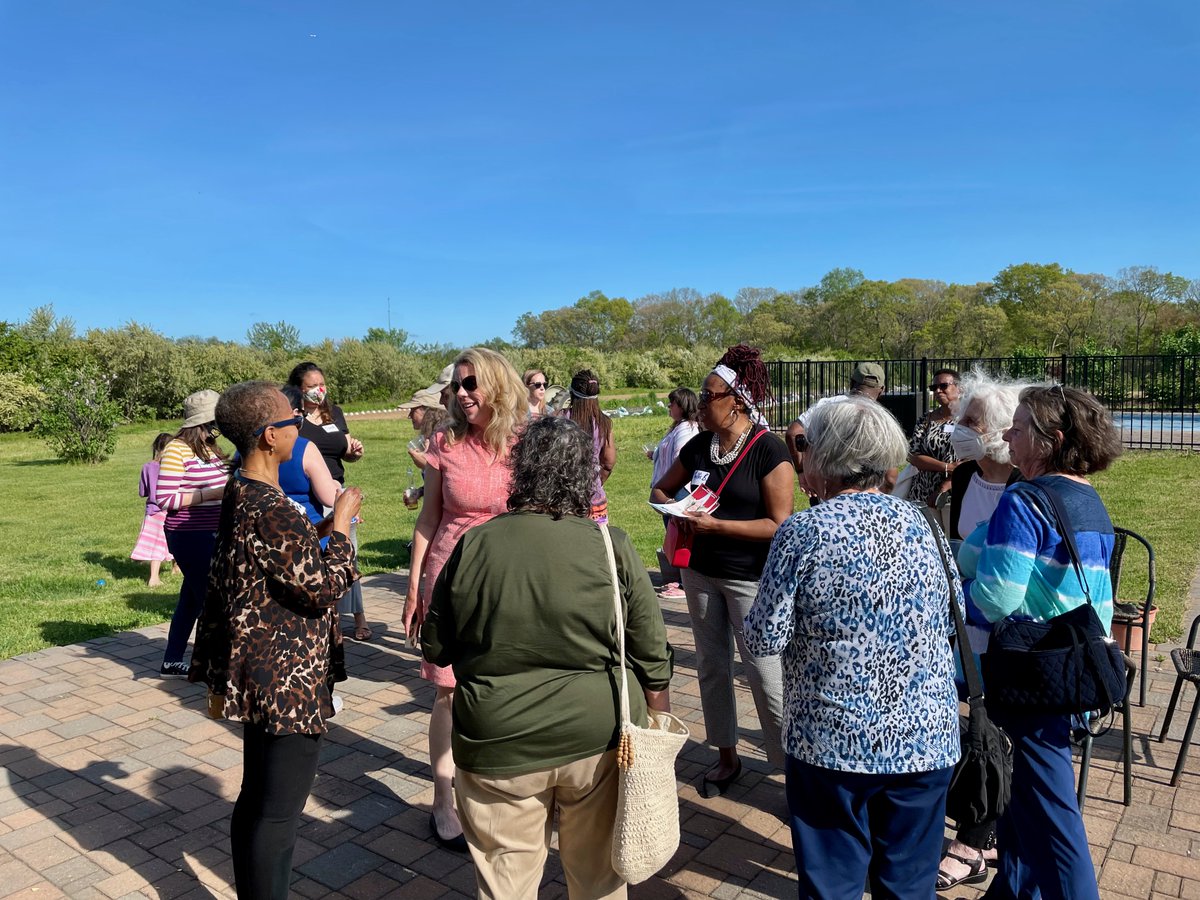 Kara Hahn tweet media