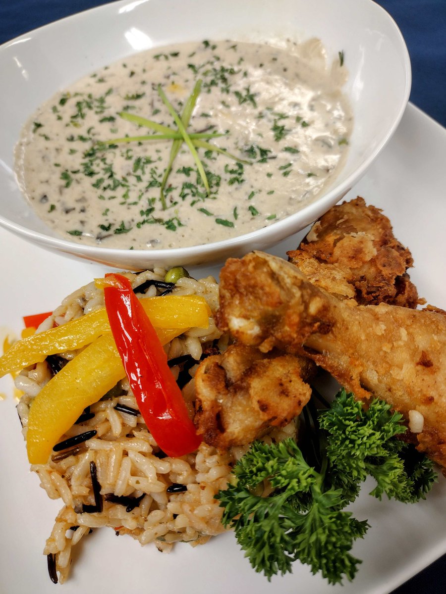 ThorntonTerrace's tweet photo. "I can't help it, eating is my hobby."  - Lucy Ricardo

#LucillesBallThemeWeek
#TrilogyThemeWeek https://t.co/KbGGj2FsGW
