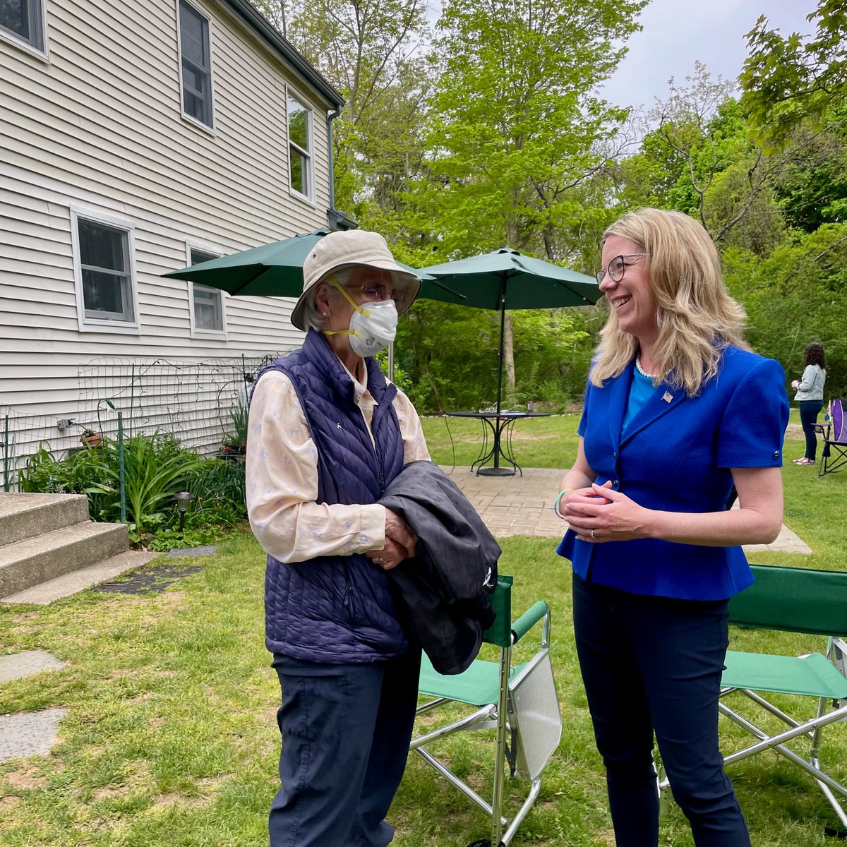 Kara Hahn tweet media