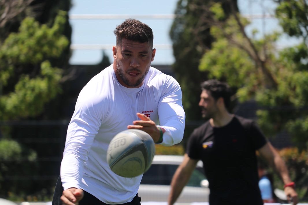 allandgo8's tweet photo. Ayer tuvimos la suerte de disfrutar de momentos únicos 🤩 de mano 🤝 de @RonStaTeresa_ES 

Entrenamiento con el ex capitán del #XVdelLeón 🦁, Jaime Nava y la visita especial de los #ClassicAllBlacks

Sin duda alguna, una gran experiencia ✨ para todos ellos (y para nosotros) https://t.co/u7NMnqhRq6