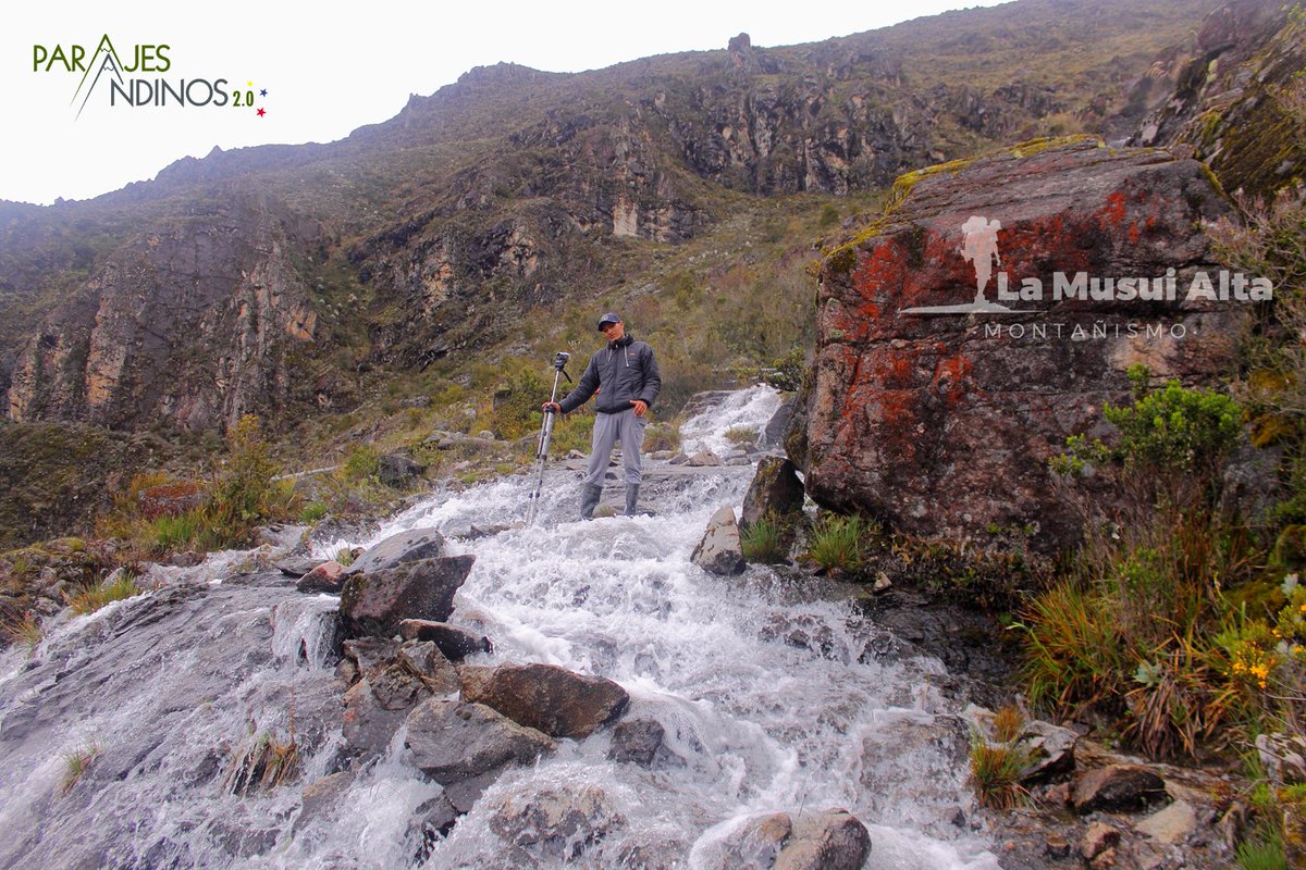 ParajesAndinos's tweet photo. En un #valle ondulado que se abre en medio de las altas #montañas en la serranía de La Culata, podrás encontrar y disfrutar de espléndidos #paisajes naturales.
Pero coméntanos ¿Qué tanto conoces al emblemático pueblo de #LaMusui en el estado Mérida?
#MiercolesDeGanarSeguidores https://t.co/L7j860CfCT