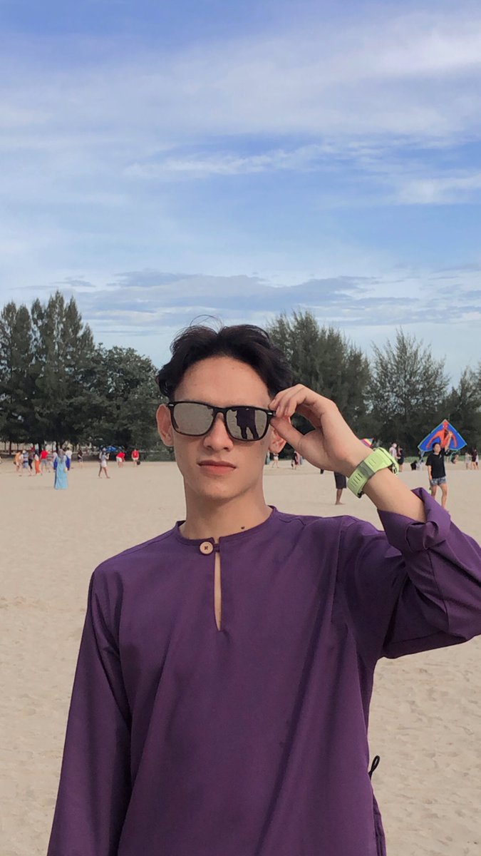 muhdizz72871069's tweet photo. do you happen to have a band aid cause i think i scrape my knees falling for you 🥶 https://t.co/DKFu2I877Y