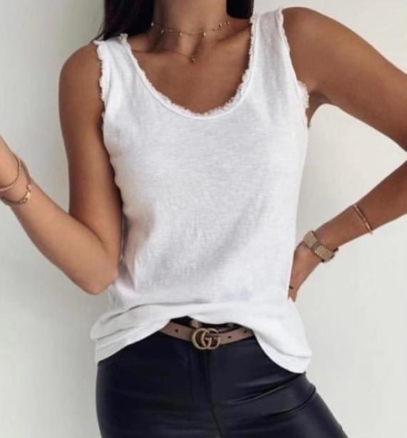 catandmousebout's tweet image. Definitely a white vest kind of day!

#simplicity #basicoutfit #whitevest #cotton #capsulewardrobe #wardrobeessentials #capsulewardrobe #holidaystyle #beach #beachvibes #agelessstyle #frayed #frayededges #laidback #laidbackluxe #elmbridgemums #elmbridge #claygate #thamesditton