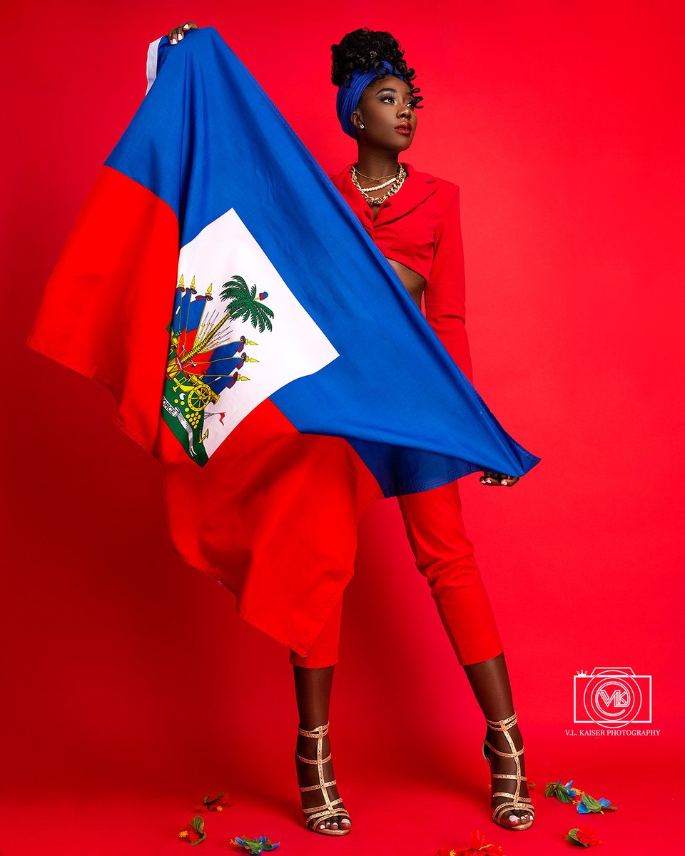 Happy Haitian Flag Day!
models: Kiana &amp; Hernica
#HaitianFlagDay #HaitianHeritageMonth