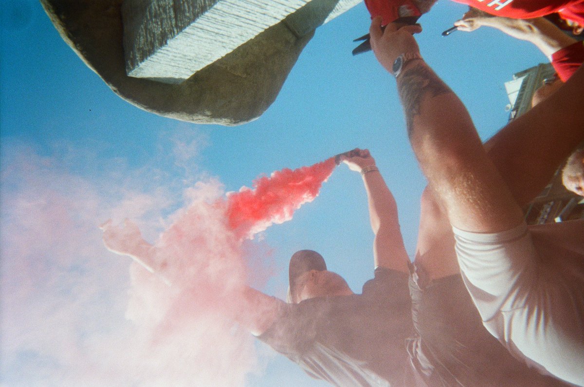 EmmaCase's tweet image. Please RT! LFC FANS HEADING TO PARIS! Looking for 15 fans to take a disposable camera to the #ChampionsLeagueFinal &amp;amp; document their experience. We did it for #Madrid19 &amp;amp; exhibited the photos at @taggysbar ❤️ If you’re interested, click the link! #LFC
theredarchive.org/paris-22