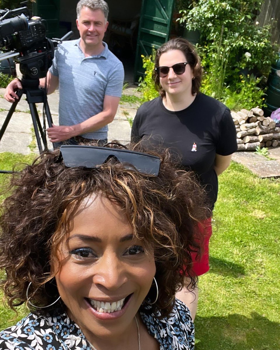 jacquijdesigns's tweet photo. Glorious countryside property filmed today for #homesunderthehammer @bbcone with the equally glorious @eleanor_grimshaw & @leesutterby fab as ever guys π€ #tetford #lincolnshire #horncastlelincolnshire #countrysideproperties #countrysideliving π‘π https://t.co/GmE898ZOls