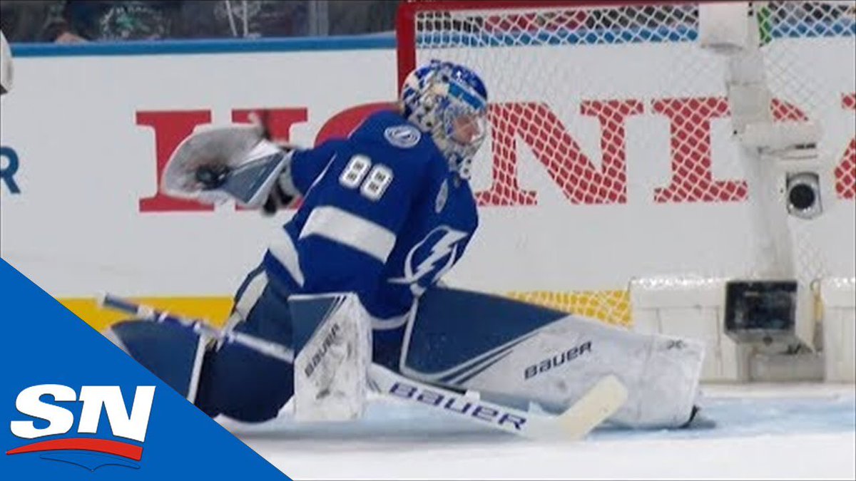 PrairieKid306's tweet photo. The thunder rolls @TBLightning #GoBolts https://t.co/4CXWSLhsDi