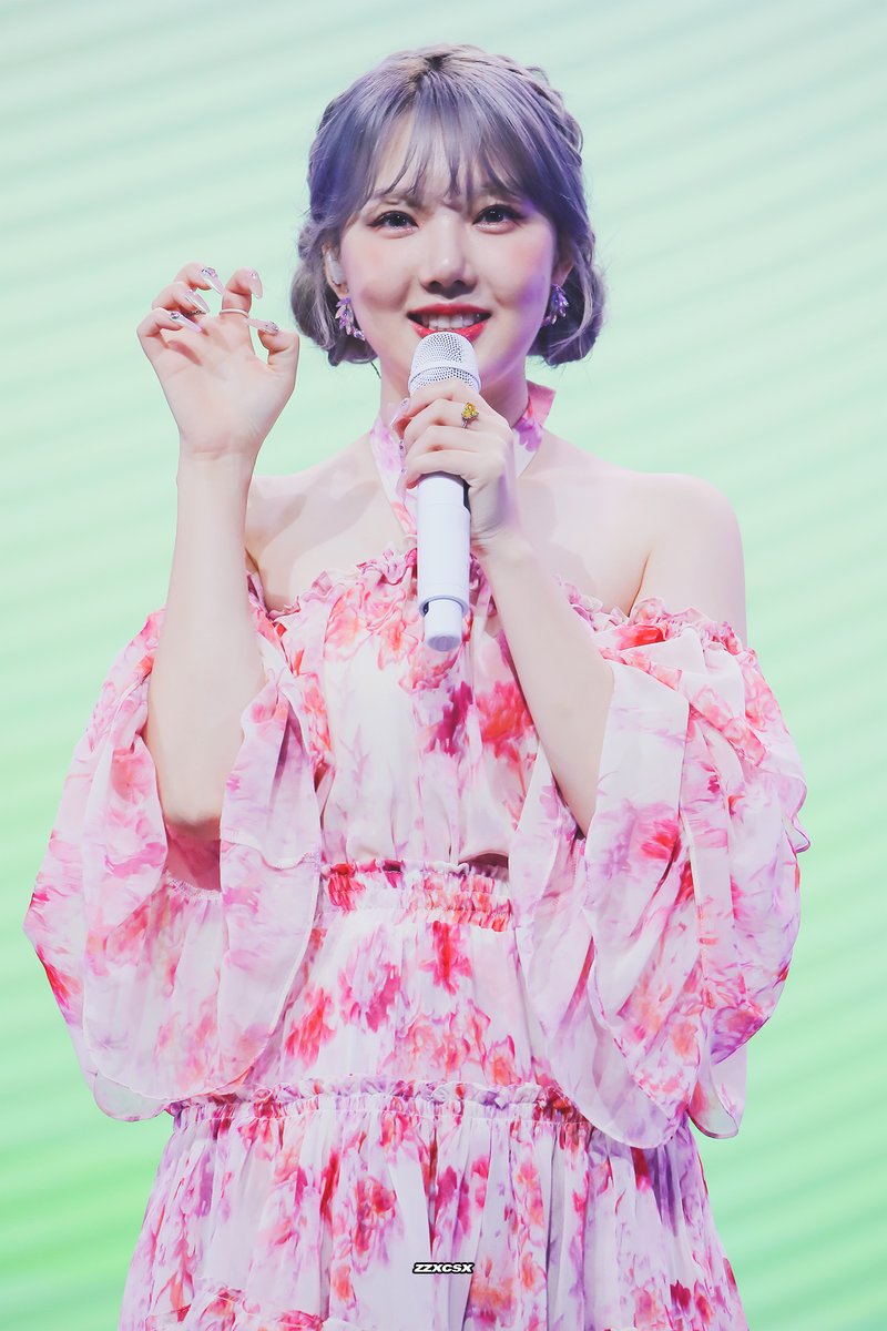 pic_zzxcsx's tweet photo. 220518 #예린 #YERIN https://t.co/dCljDASfCX