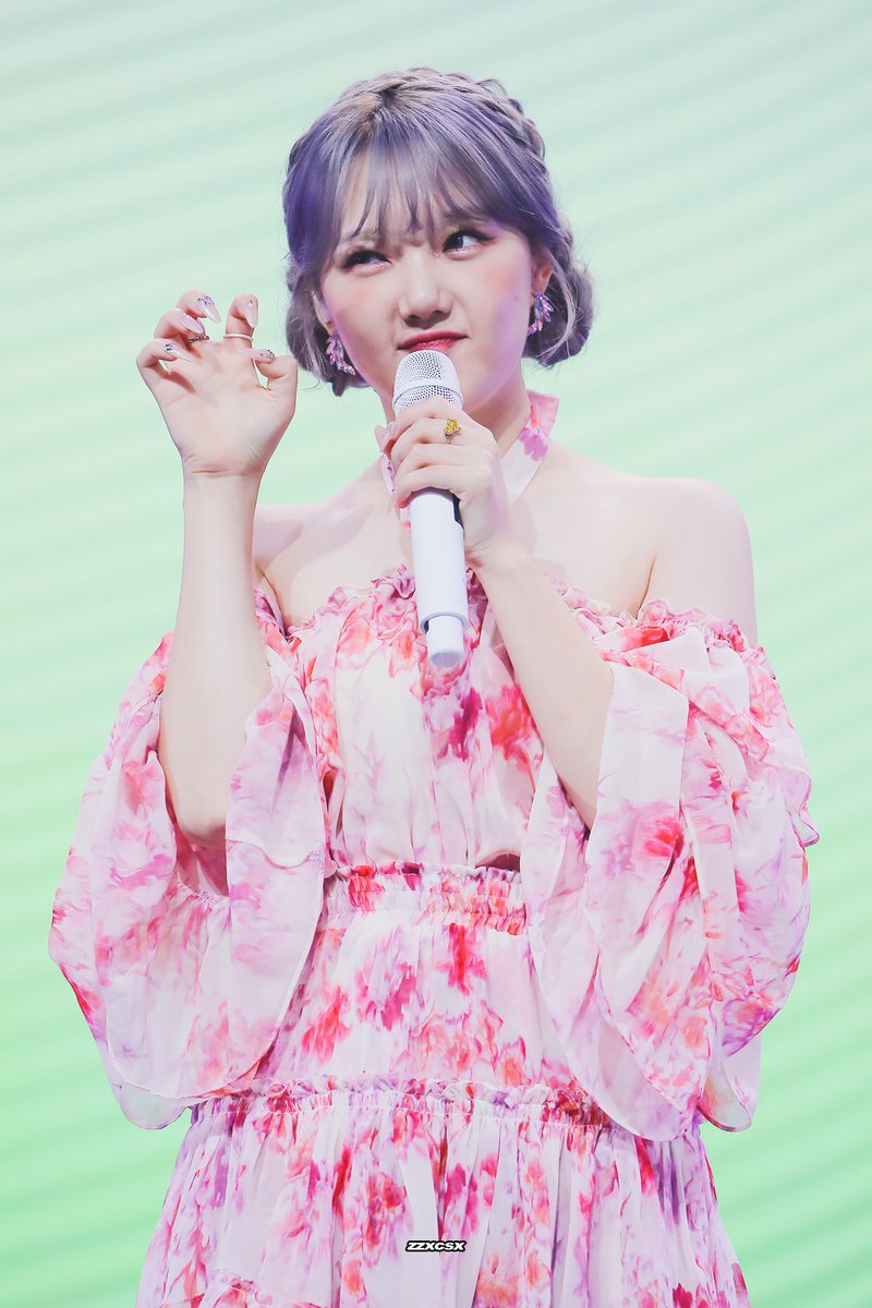 pic_zzxcsx's tweet photo. 220518 #예린 #YERIN https://t.co/dCljDASfCX