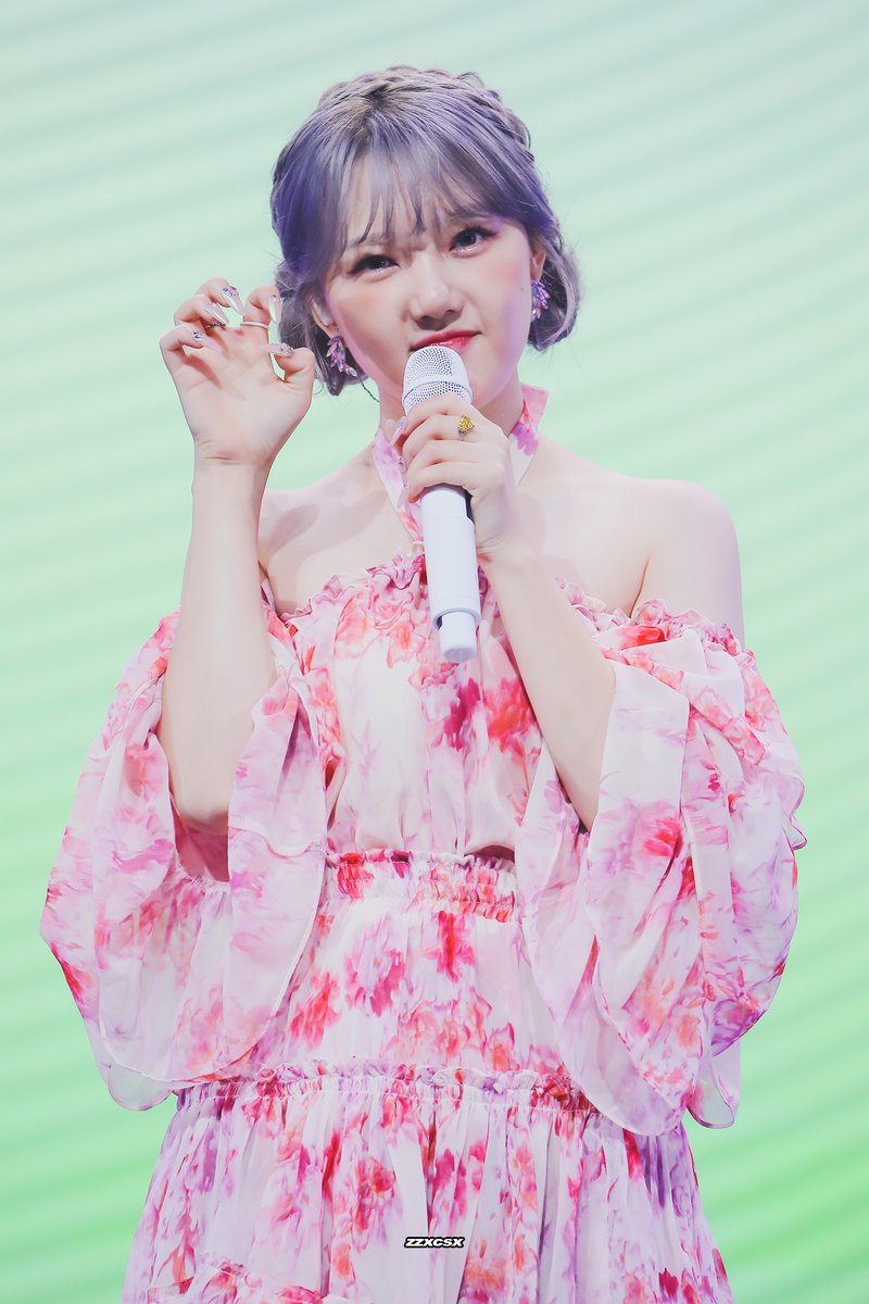 pic_zzxcsx's tweet photo. 220518 #예린 #YERIN https://t.co/dCljDASfCX