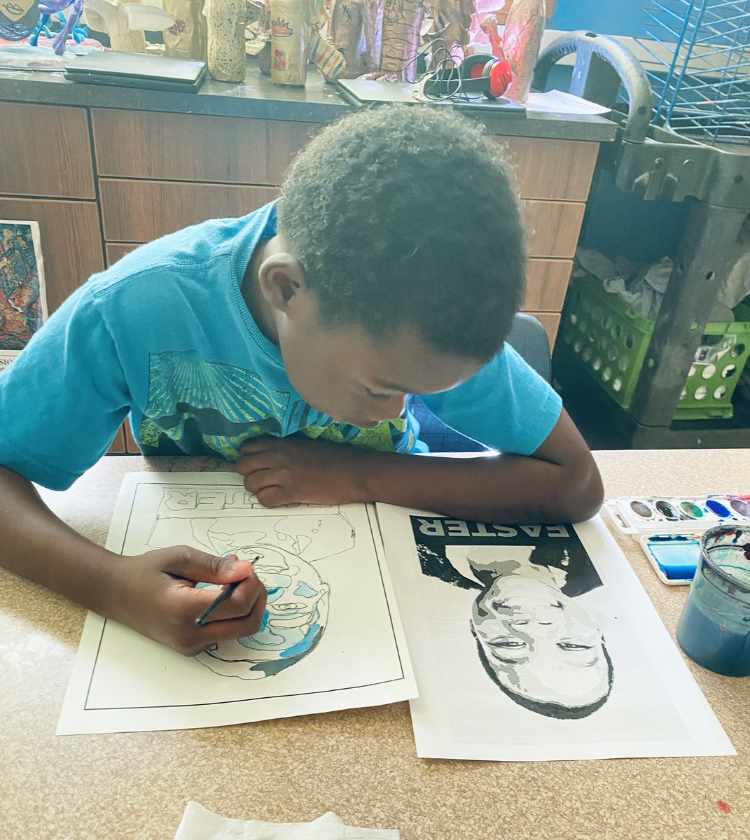 SusanPaige14's tweet photo. 3rd grade artists working hard to finish their Shepard Fariey inspired pop art paintings! @JCWestElem https://t.co/sML7IqRg0G