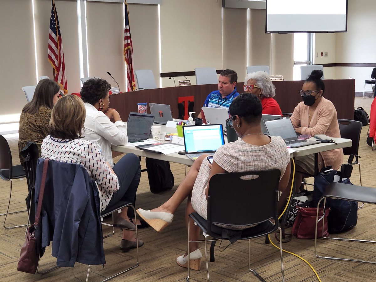 Trotwood Madison DLT coming together to learn about systems work of the District Implementation Team. Cutting edge work! So proud of this team for taking on the Implementation Science systems work! TWM rocks❤️