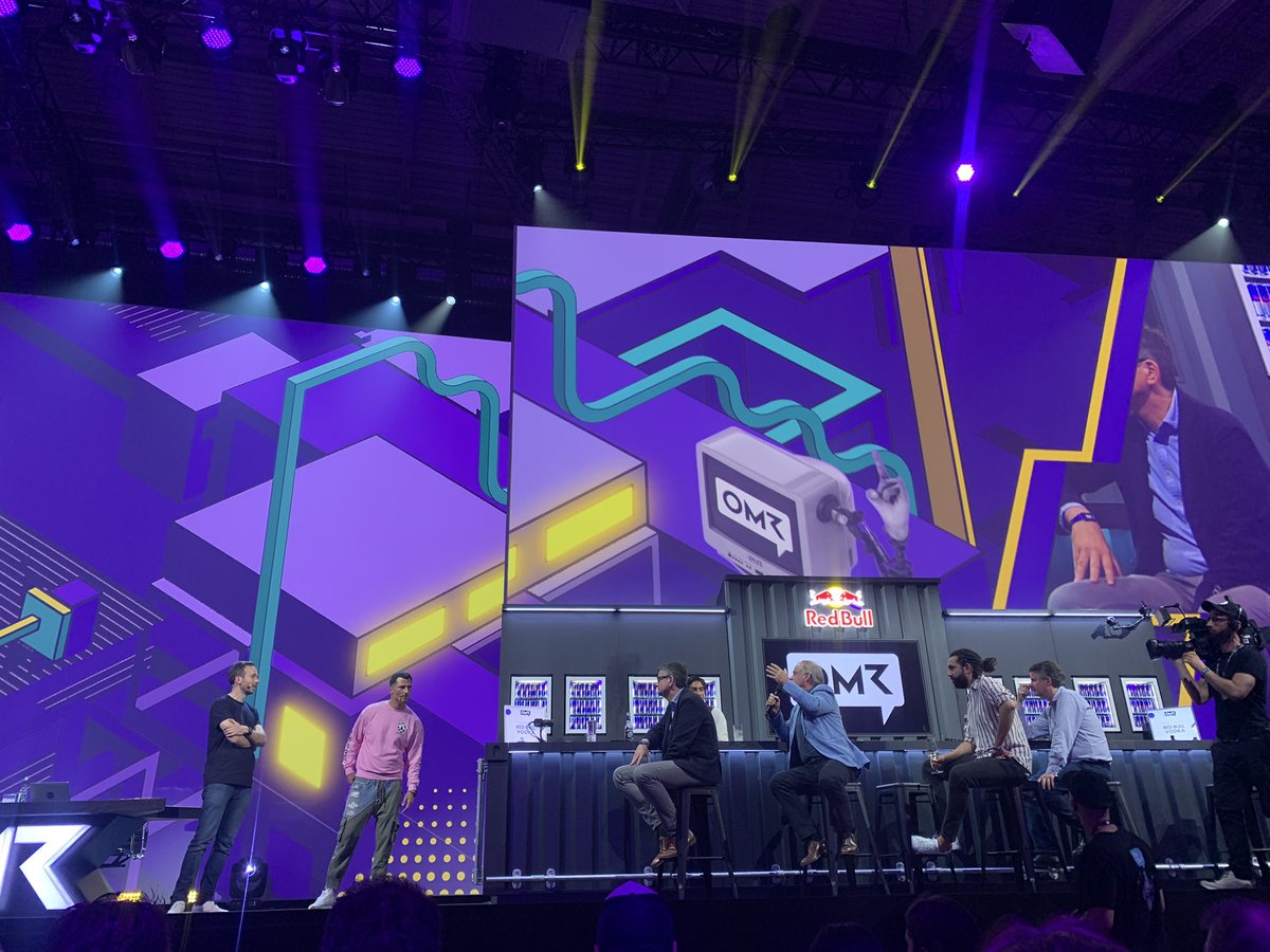 Eine 50/50 stage zum Thema Gleichberechtigung ist ja eine feine Sache - aber wenn es auf den großen Main Stages am nächsten Tag zur prime time so aussieht lässt sich der Wille zumindest in Fragestellen… #omr #omr22