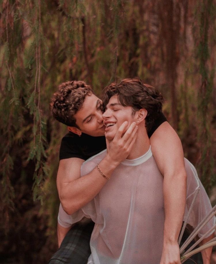 ᅠ    
ᅠ    
ᅠ

              Happy day, my little love.