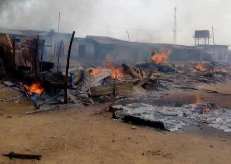 SaharaReporters's tweet photo. BREAKING: Many Feared Killed, Houses, Shops Burnt As Traders, Commercial Motorbike Riders Clash In Abuja | Sahara Reporters https://t.co/mxaUEKsA3j https://t.co/9GIUAXkMJF