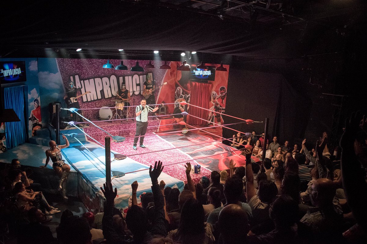 LaImproLucha's tweet photo. Ven a la improlucha y siente correr la adrenalina como si fueras tú el que está ahí rifándose en la arena. 🤩
#Improlucha
Aún puedes comprar tus boletos en taquilla.
🎟 https://t.co/iYK2f7UzRI
Taquilla:
☎️ +52 55 5256 0014 https://t.co/xffpf1TK2c