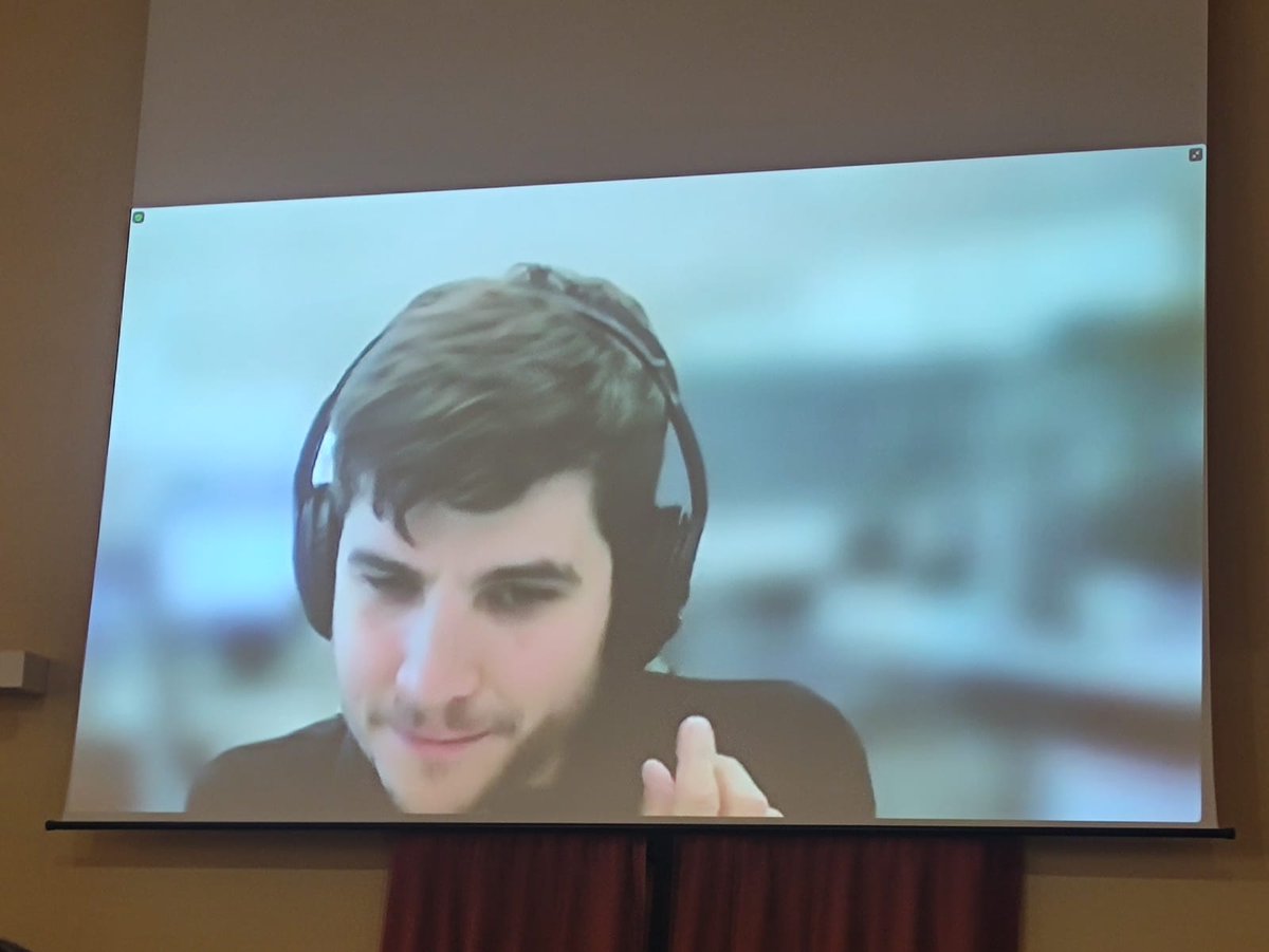 bluedeal_med's tweet photo. #BDFinalConference #OIChallenge
🗣️ Javier Abanades from @TYPSAGroup tells us about his experience as a solver who presented a challenge for the port of Valencia
#bluegrowthcommunity https://t.co/qv382yf4qQ