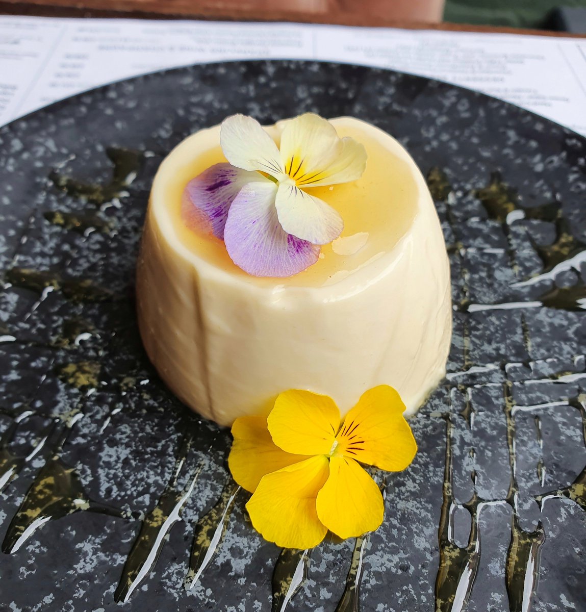 New to our menu: Peach &amp; Elderflower Panna cotta ☀️🌸🌷🌻🍮

The perfect dessert to enjoy after a day in the sunshine 🌞😎

#nefoodie #nefoodies #newcastle #tyneside #tyneandwear #newcastlefoodies #newcastleupontyne #ne1  #marcopolonewcastle #nebloggers  #thetoon
