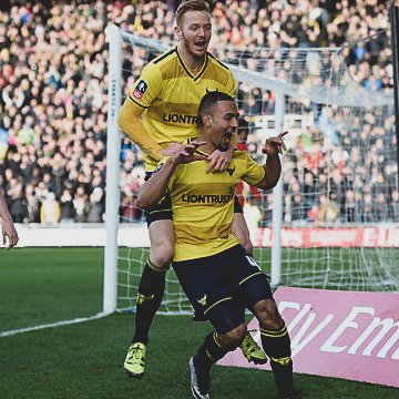 Oxford United (@oufcofficial) on Twitter photo Good luck to former United players John Lundstram and <a href="/roofe/">Kemar Roofe</a> in tonight's #UELfinal
All the best, lads! 👊
🟡🔵 #OUFC | <a href="/RangersFC/">Rangers Football Club</a> | #OnceAYellow Good luck to former United players John Lundstram and <a href="/roofe/">Kemar Roofe</a> in tonight's #UELfinal
All the best, lads! 👊
🟡🔵 #OUFC | <a href="/RangersFC/">Rangers Football Club</a> | #OnceAYellow