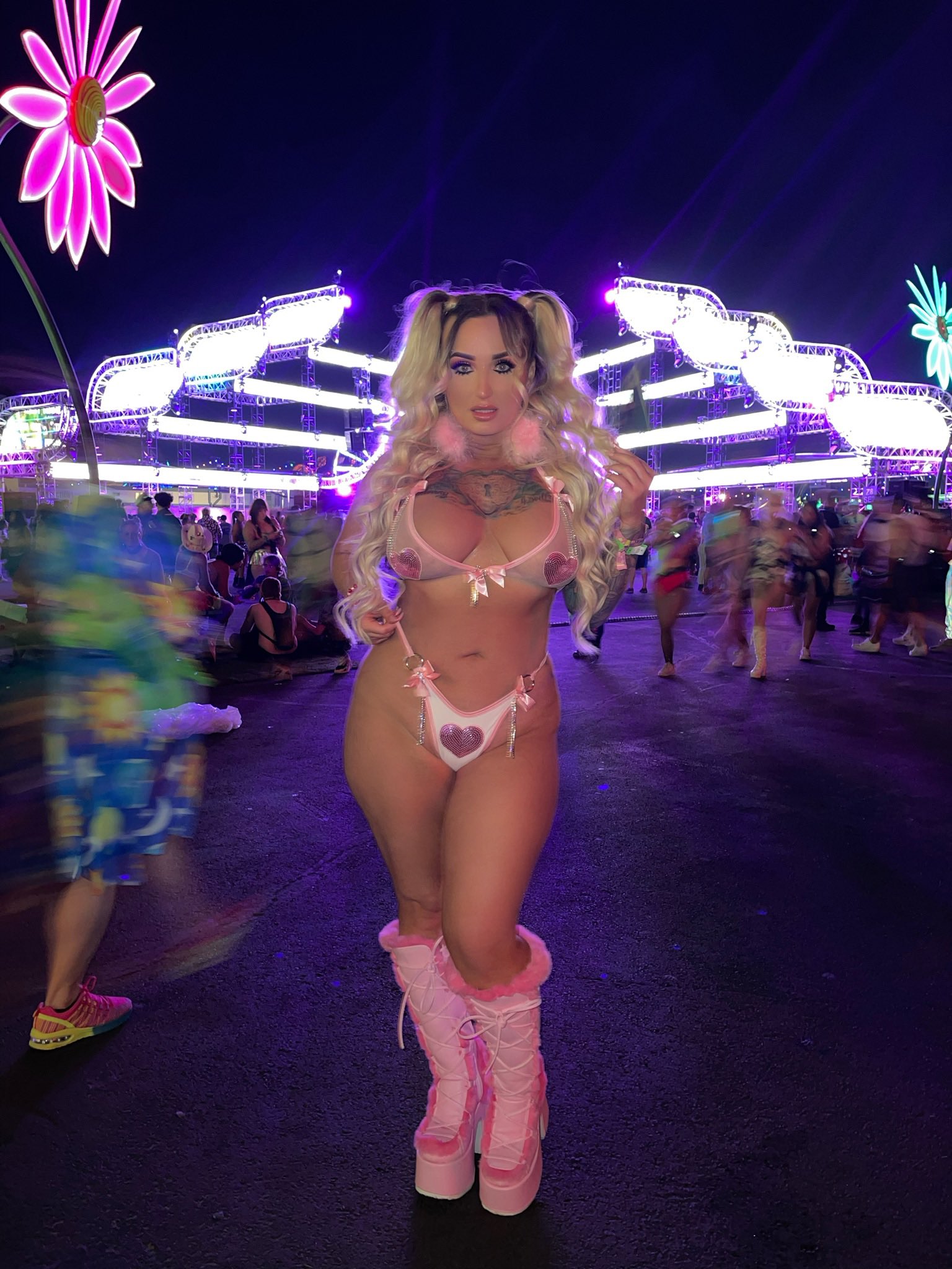 Skyeann Giglio / Skyvegas