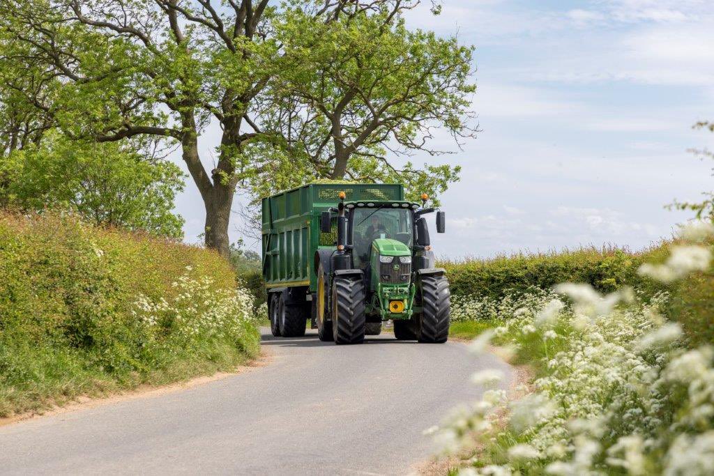 Allwood17's tweet photo. Dodging showers the last couple of weeks, so pleased to get the first cut of silage all in!! Thanks for the photos @GNP_Gary #silage @DoubledayGroup @JohnDeere https://t.co/FvQ55O8kBL