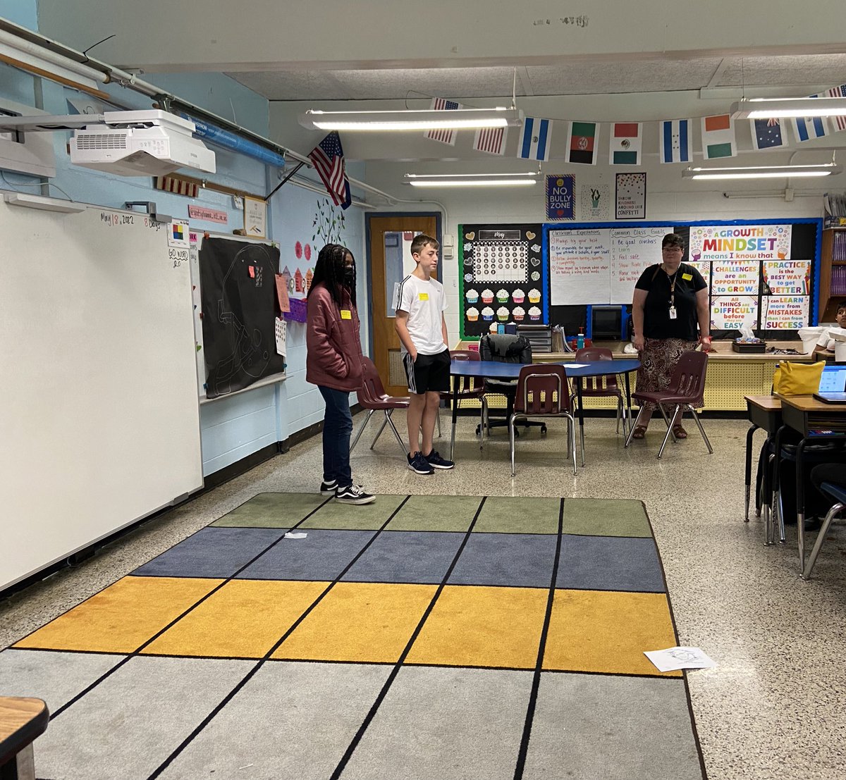 SELjrobinson's tweet photo. Our 5th graders had the opportunity to talk with their future 6th grade counselor and current 6th graders! @SpotswoodElem they asked great questions about transitioning to middle school 📚 https://t.co/qu3Pzie7qG