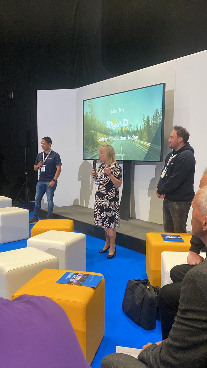 FlareSafety's tweet photo. The team thoroughly enjoyed speaking to attendees from the fleet management industry and we’re looking forward to attending @TheCVShow next week!
#RoadRadar #MicroliseConference #RoadSafety #TransportTech https://t.co/LDoT0zexXx