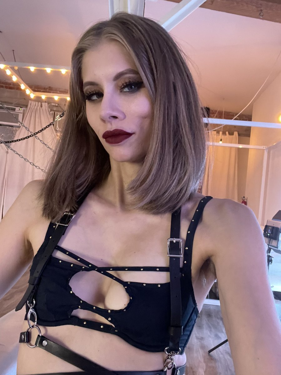 Kyaa Chimera - BLM on Twitter: "RT @GoddessKyaa: I’m taking @NiteFlirt