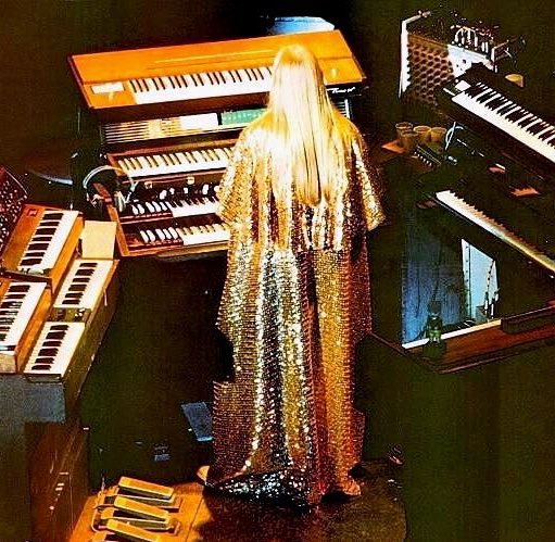 Happy birthday to Rick Wakeman!!! His music never ceases to enthrall me, nor do his outfits and his hair!! 