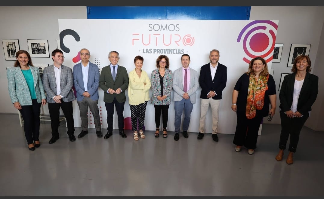 FSIE_CV's tweet photo. 🚨 @ValenciaFSIE  asistió al Foro 'La universidad que viene', de @lasprovincias 
El acto fue inaugurado por la Consellera de Universidades @GVAinnova , @JosefinaBueno1 

Mesa redonda con  @UEuropea @uchceu, @UniversidadVIU @UCV_svm  @ESICEducation  @floridauni y @EDEMempresarios https://t.co/gJpthjwwRh