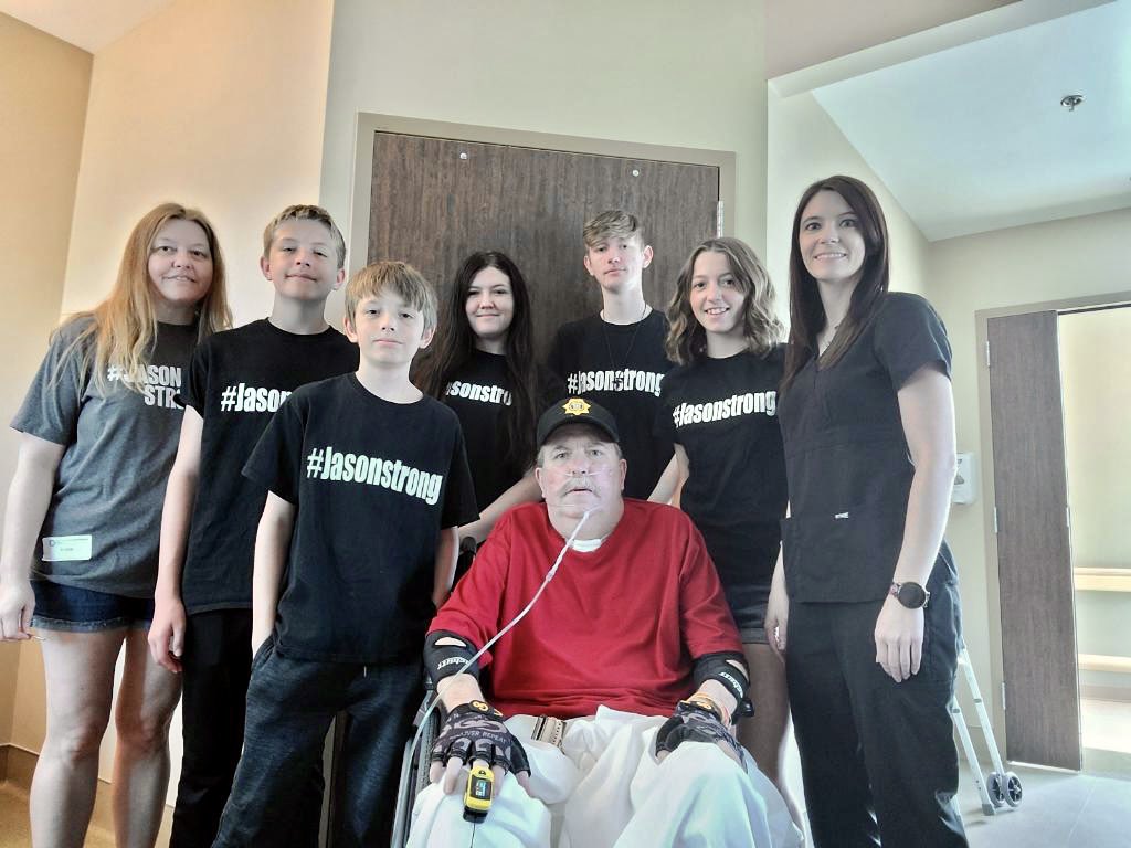 MaryBowdenMD's tweet photo. 8 months away from home… has only seen his 5 kids one time thanks to hospital policy…. But he didn’t give up.  Jason Jones is going home today!  #jasonstrong https://t.co/KFiT2bGcg6