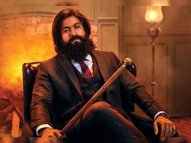 Mollywoodfilms's tweet photo. Upcoming Indian Movies Which Has Potential To Reach 1500 Crores💥

1] #Salaar (2023)
2] #Pathan (2023)
3] #Yash19 (2024)
4) #NTR31 (2024)
5] #Salaar2 (2025)
6] #KGF3 (2025)
7] #KGFTheFinalChapter (2027)

#KGFChapter2 #KGFChapter3 https://t.co/pAhb323aWj