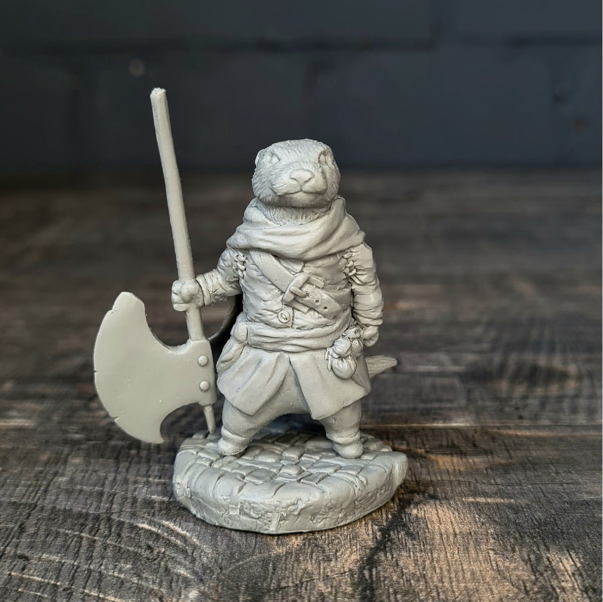 CartoonMiniatur's tweet photo. 👉Otter with an axe by Kazuka Barabuka

📐Height 5.4 cm to the head, 6 cm to the ax.
Stand 3.3 cm in diameter.

Sculpture and conceptart: Kazuka Barabuka

💰Price: $12

👍10% discount on all products in our store (Code: SB10).
Make repost and get another… https://t.co/Pf4JBdh0V2 https://t.co/3lsp1YBdJe