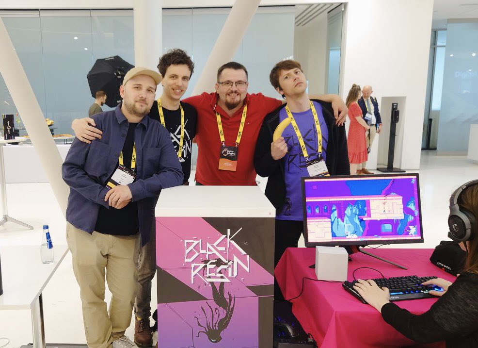 BlackResinGame's tweet photo. Thanks to everyone we met and chatted with at @Digital_Dragons. We had really great time 👽 https://t.co/kZAXGdkz6t