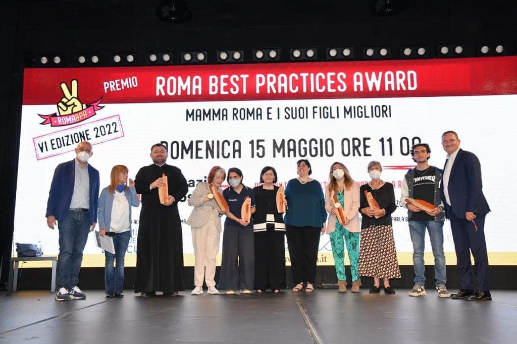 ACLI_Roma's tweet photo. #18maggio Su @rep_roma #lacittàcheresiste il BPA Roma Best Practices award che ci ha visto tra le realtà premiate per la solidarietà dimostrata nell’emergenza Ucraina e il racconto del progetto #Connesso sull’uso consapevole del web @borzilidia ➡️ https://t.co/g78K0XWdox https://t.co/2DaYUdY6dW