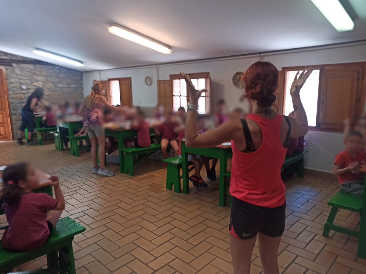 Escola_Agulla's tweet photo. 👧🏻🧒🏼 L’alumnat de #P5 i #1r #EP està de colònies a la Pobla de Cérvoles. 

#ieagulla #aprenentatges https://t.co/zMMqhFfdwL
