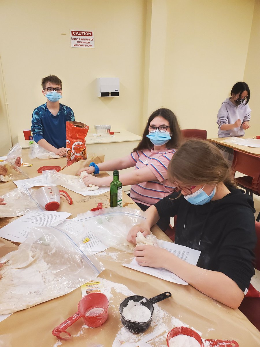 MsBrooksNL tweet media