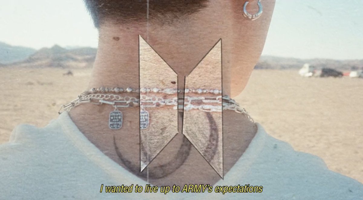 jiminperu13's tweet photo. En el video publicado para #Proof_of_Inspiration podemos ver con mayor claridad los tatuajes de #JIMIN 🥺.

¿Cuál creen que sea el significado de cada uno de sus tatuajes 🐥? 

@BTS_twt https://t.co/TclYdJlMrJ