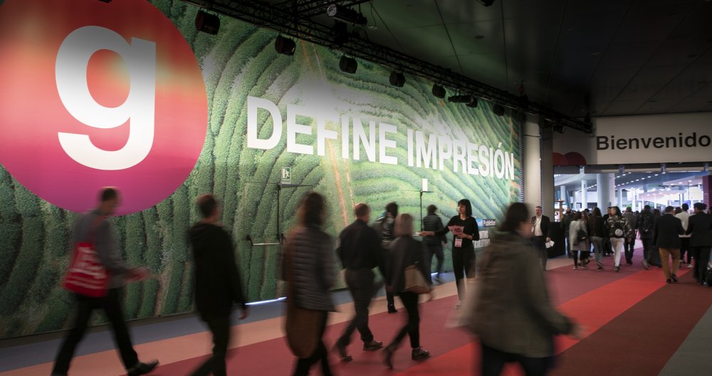 Fira_Barcelona's tweet photo. 🖨️ @graphispag2022, la respuesta a los nuevos retos del sector de la #impresión 👉https://t.co/a4eQmSILao via @cronicaglobal
#artesgraficas #printing #printeverything #sostenibilidad #innovacion https://t.co/RouCeZblyc