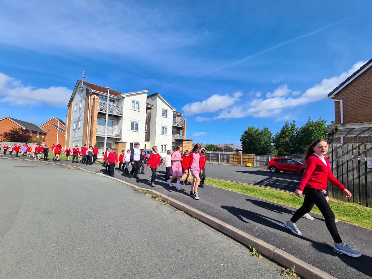 LeasowePrimary's tweet photo. Our KS2 team have been out and about enjoying some ☀️ and fresh air today whilst playing #beatthestreet. 

Keep going LPS, what an amazing team effort 👊

#loveleasoweprimary
#theskyisthelimit

@ActiveWirral 
@WirralCouncil https://t.co/0rpbTCUFC3
