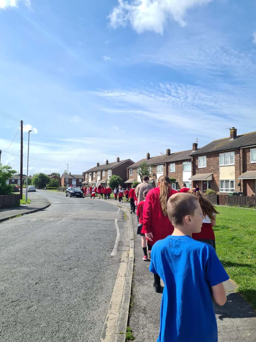 LeasowePrimary's tweet photo. Our KS2 team have been out and about enjoying some ☀️ and fresh air today whilst playing #beatthestreet. 

Keep going LPS, what an amazing team effort 👊

#loveleasoweprimary
#theskyisthelimit

@ActiveWirral 
@WirralCouncil https://t.co/0rpbTCUFC3