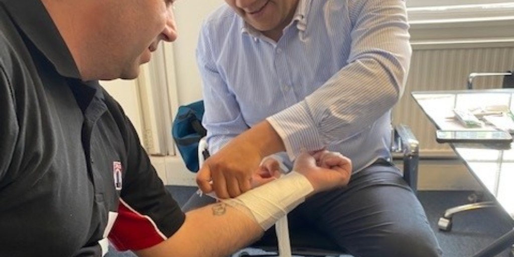 TemcoServicesUK's tweet photo. Thank you @stjohnambulance for the First Aid at Work training for some of our team today.  Such a valuable skill to learn.  
#FirstAid #SavingLives https://t.co/QuZc8rhnm6