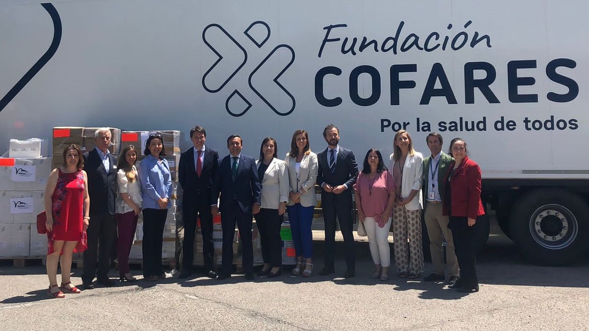 fenin_es's tweet photo. Esta mañana ha salido el tráiler de la #FundaciónCofares con dirección a #Ucrania con 33 palets con #ProductosSanitarios y Medicamentos. 
Agradecemos a todas las empresas del sector de #TecnologíaSanitaria que han hecho posible este envío con su donación
👉https://t.co/QiuLejhVtB https://t.co/RAMmhFULBj