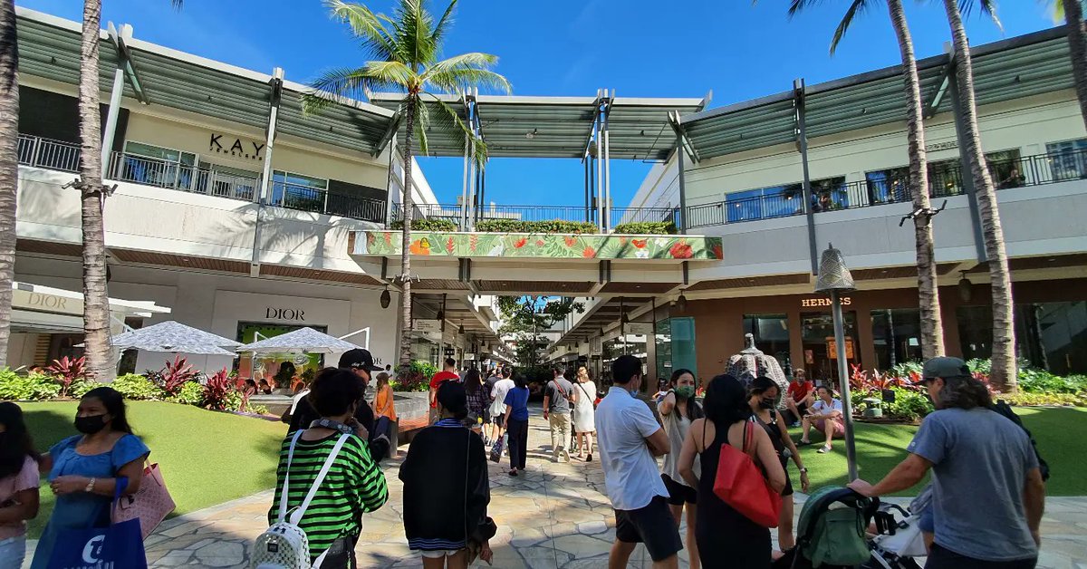 VirtualGlobeT's tweet photo. Ala Moana Center in Honolulu, the biggest open-air mall in the world

세계 최대 규모의 옥외쇼핑몰 알라모아나 쇼핑 센터 걷기

https://t.co/2oQtbU82jT

#hawaii, #honolulu, #alamoana,
#shopping, #mall, #center, #outdoor, #openair

#하와이, #알라모아나, #호놀룰루,
#쇼핑센터, #쇼핑몰 https://t.co/ACDuaptW5t
