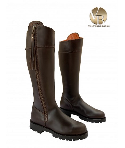 Valverdebotas (@valverde_botas) / Twitter