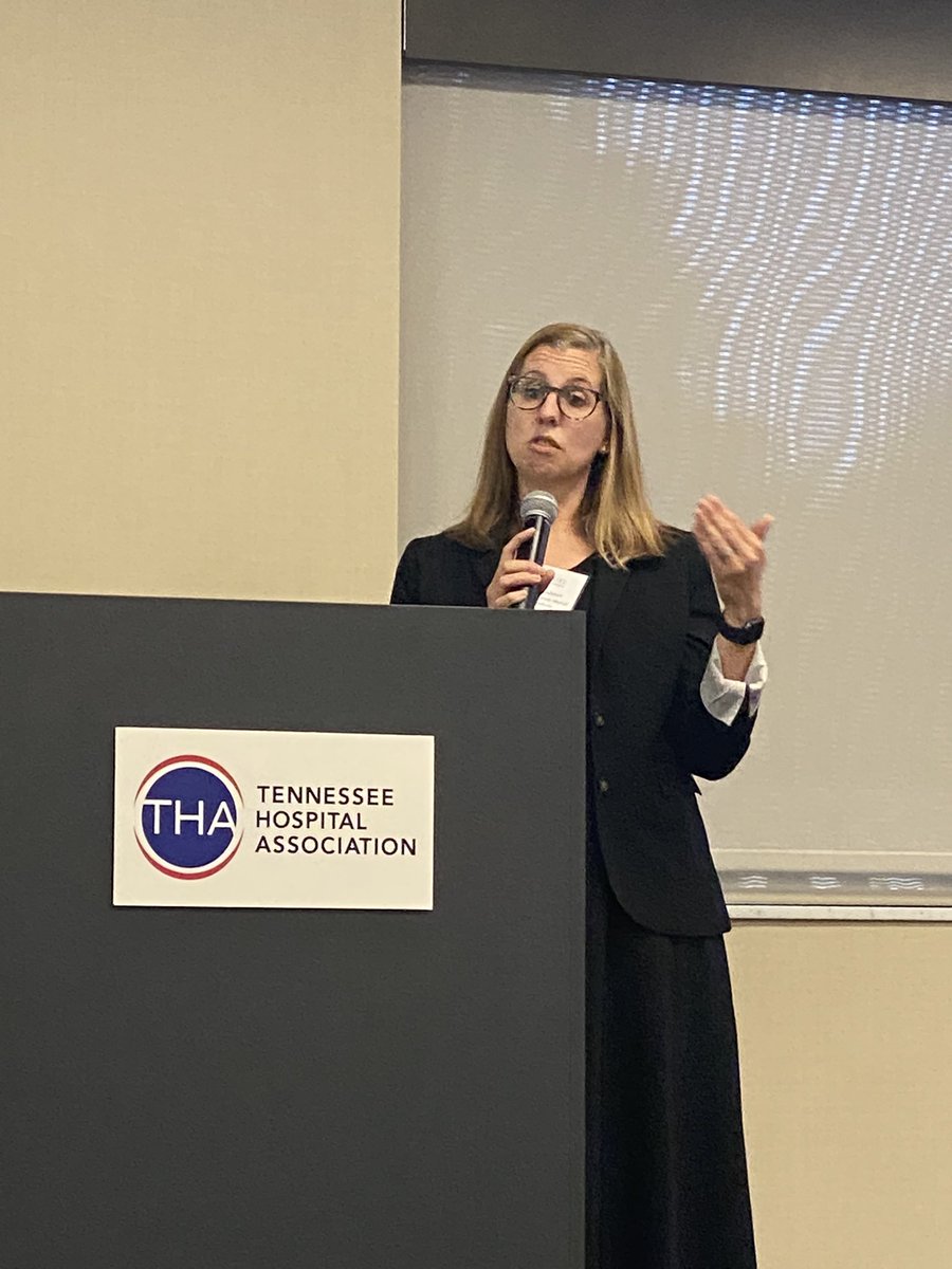 babydocbigdata's tweet photo. Drs. Oscar Guillamondegui and Jennifer Andrews educating us on how VUMC led the charge in creating solutions to address the recent regional blood shortage challenges. @VUMCSurgery @VUMChealth #ACSNSQIP #TSQC https://t.co/iSX4S3YHBl