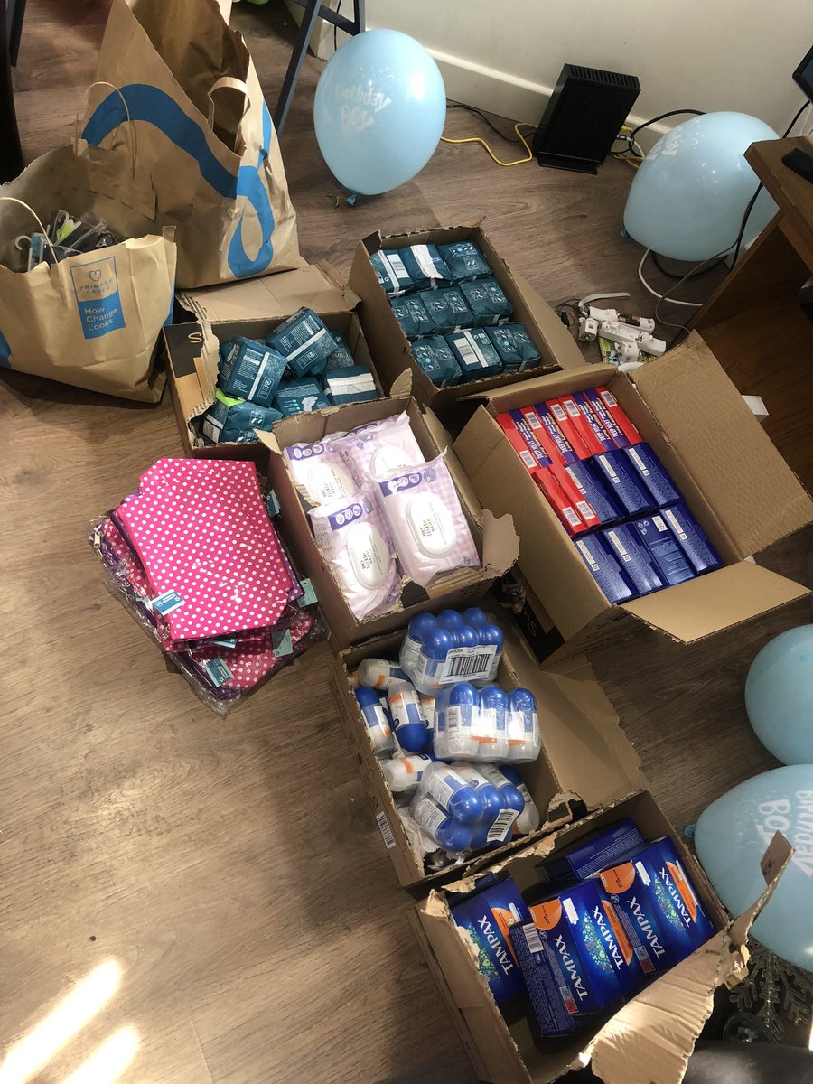 Street Cramps box packing afternoon for the uni house ! Getting them ready for delivery in Leeds after another successful <a href="/crowdfunderuk/">Crowdfunder UK</a> campaign 💓 <a href="/simonotstreets/">Simon on the Streets</a> #periodpoverty #streetcramps #homelessness