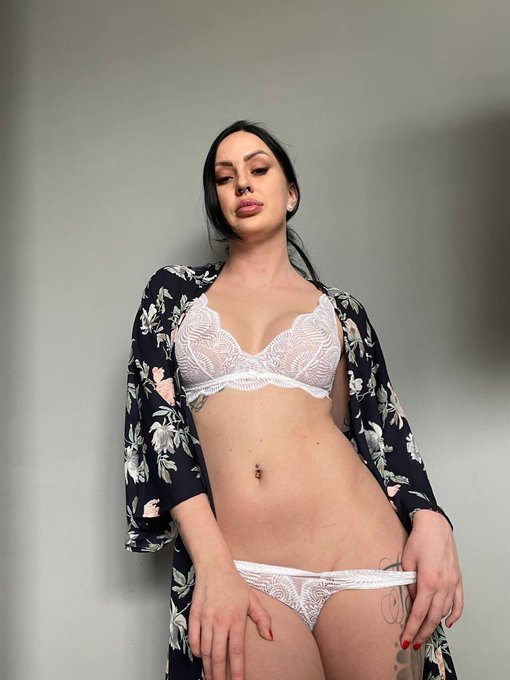 Do i look beatifull? https://t.co/KRurZKs1ON my OF is free now onlyfans girls models naked sexy beauty<a href="/tag/allnatural"class="tags"><span>#allnatural</span></a><a href="/tag/webcam"class="tags"><span>#webcam</span></a><a href="/tag/camgirl"class="tags"><span>#camgirl</span></a><a href="/tag/adultwork"class="tags"><span>#adultwork</span></a><a href="/tag/chaturbate"class="tags"><span>#chaturbate</span></a>