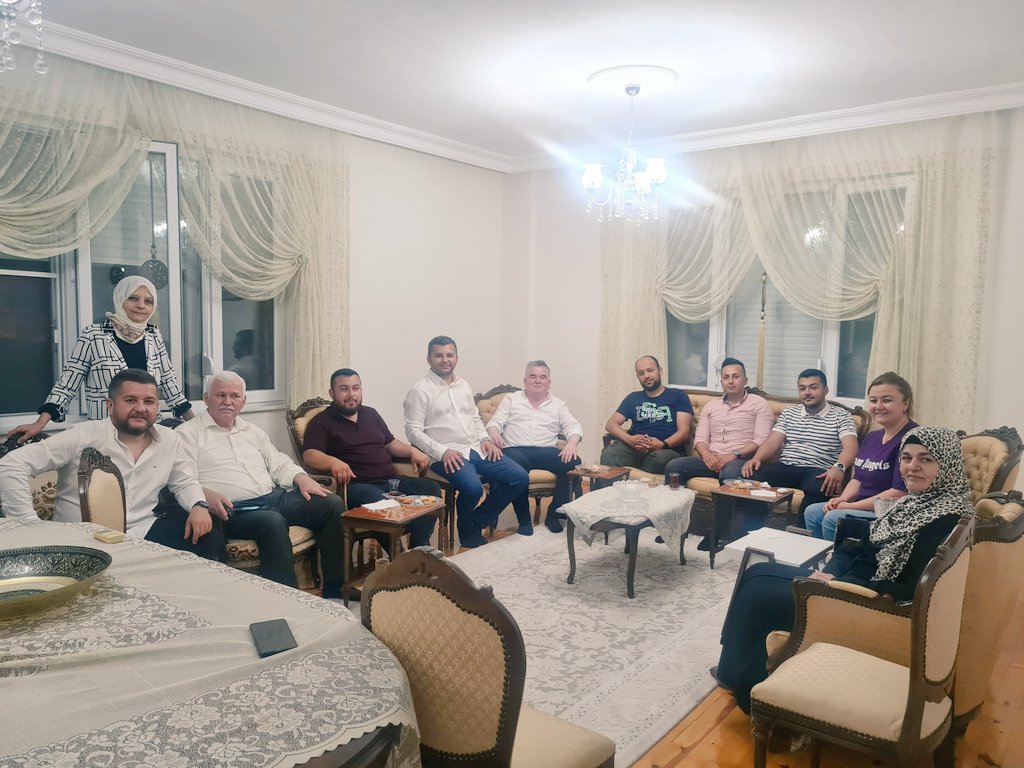 Kurucu İlçe Başkanımız #BilalTurgut abimizi #AkPartiFinikeTeşkilatı  olarak ziyaret ettik.
<a href="/avmustafakose/">Av. Mustafa KÖSE 🇹🇷</a> <a href="/ethemtas/">Av. İbrahim Ethem TAŞ 🇹🇷</a> @hfzsahbaz07 <a href="/talatdogan/">Talat Doğan 🇹🇷</a>