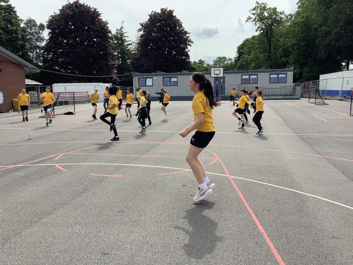 firsprimarysale's tweet photo. A few action shots from the last 3 days of challenges from @PEandSportsHub 5 Day Physical Activity Challenge with Mr B, Mr C & Mr D #FiveDayPAC #ActiveFirs #BeActiveStayActive https://t.co/itJ2RO4MVi